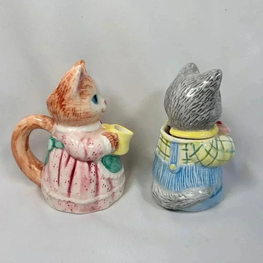 Vintage Avon Ceramic Country Purrfection Cat Creamer Sugar Set